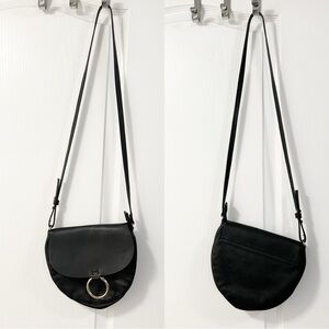 Y2k H&M Saddle Crossbody Bag pebbled leather Black Preppy Dark Academia Horse